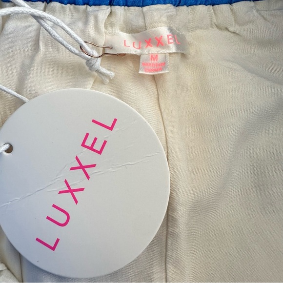 Luxxel Floral Blue and Cream Wide-Leg Shirt and Pant Set. Size M - Picture 10 of 12